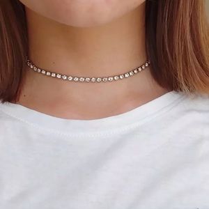 🎉lJust In🎉Rhinestone Crystal choker